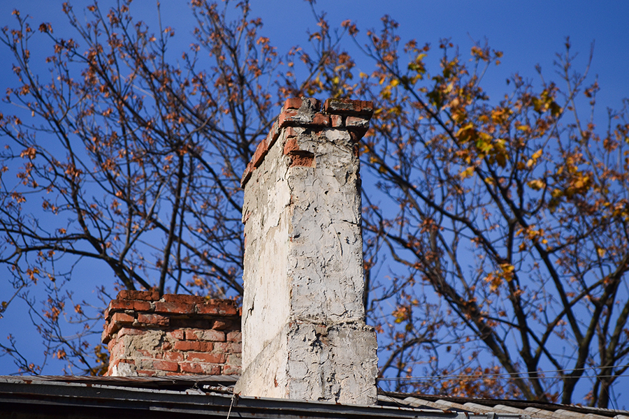 Common Chimney Cracks Issues